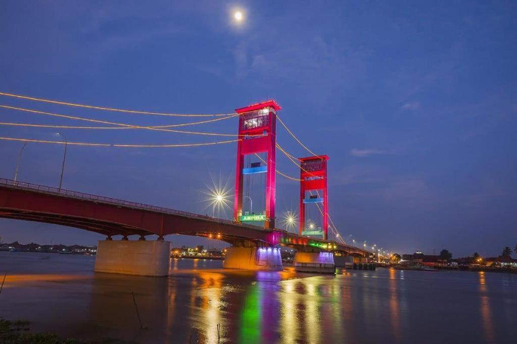 Monoloog Hotel Palembang Exteriör bild