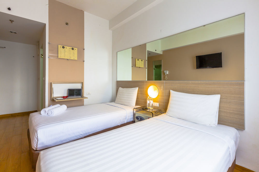 Monoloog Hotel Palembang Exteriör bild